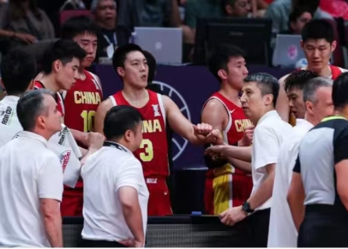 《體壇》分享丨6年的黑暗過去了，中國男籃從未感覺這么好