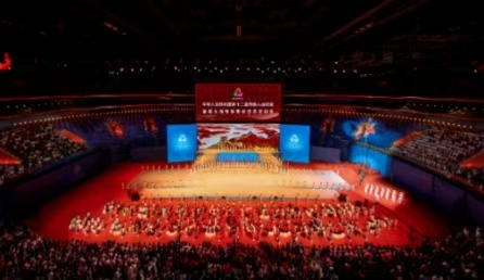 全國第十二屆殘運會暨第九屆特奧會圓滿閉幕 諶貽琴出席閉幕活動